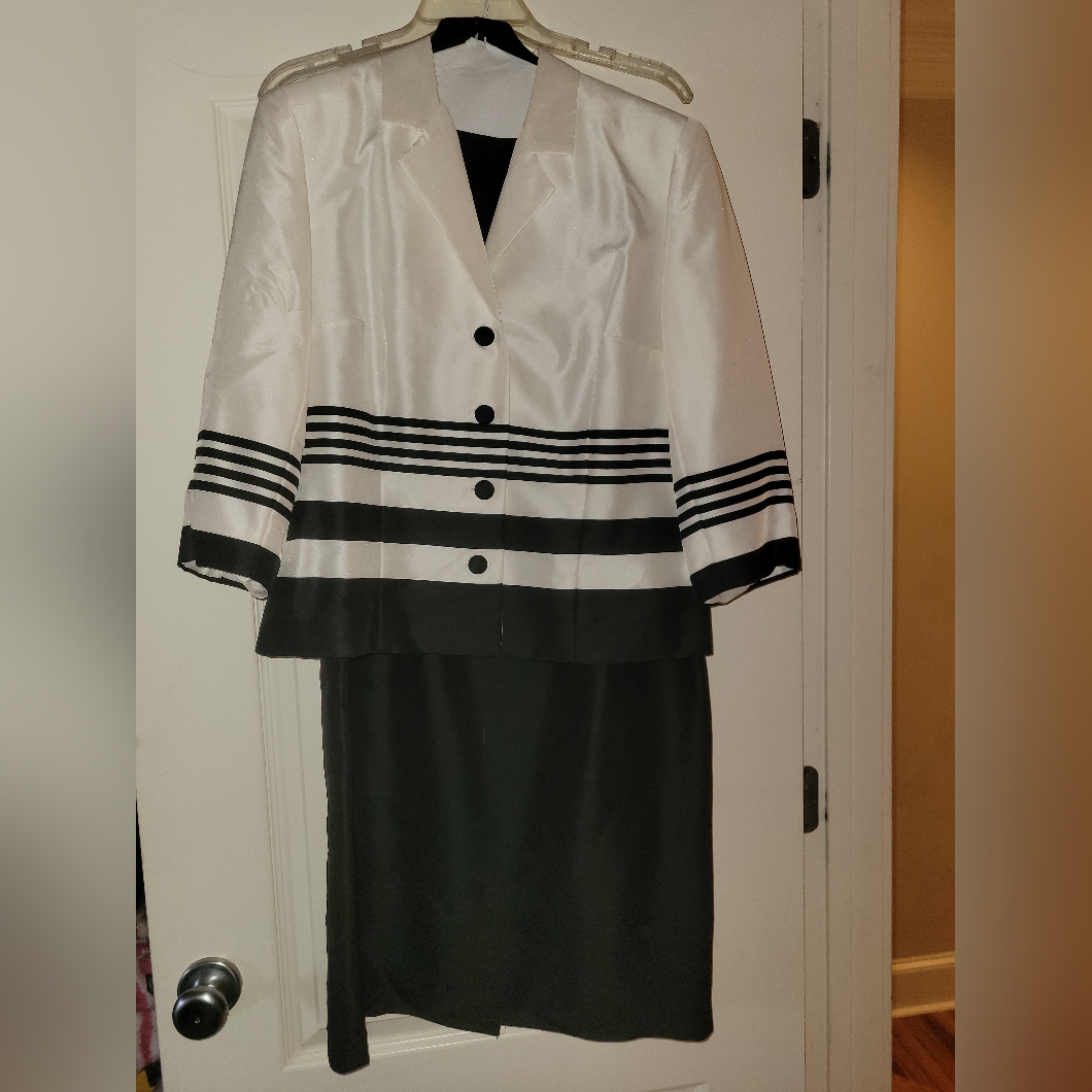 Silk Talbots Black & White Dress & Jacket